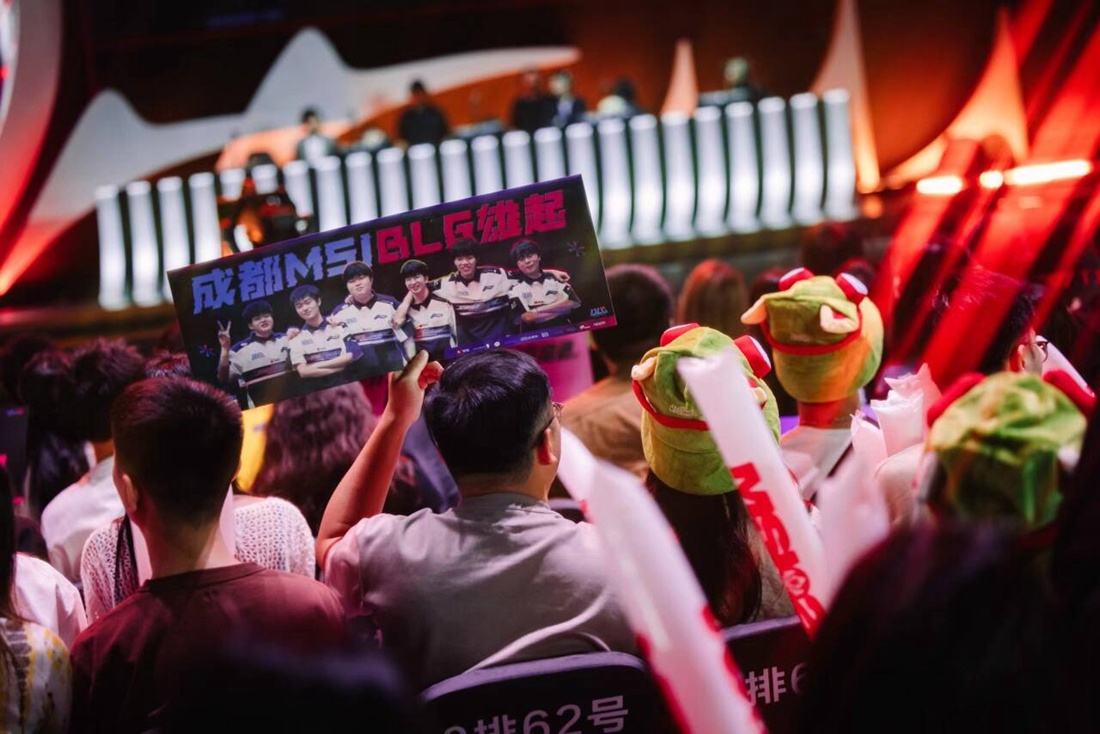 S14资格赛昨日TOP5：Light寒冰万箭齐发 成WBG最大功臣